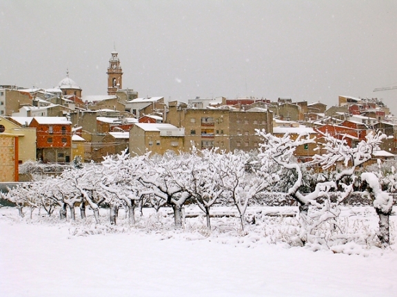 el pueblo de Tuéjar durante la nevada del invierno de 2009