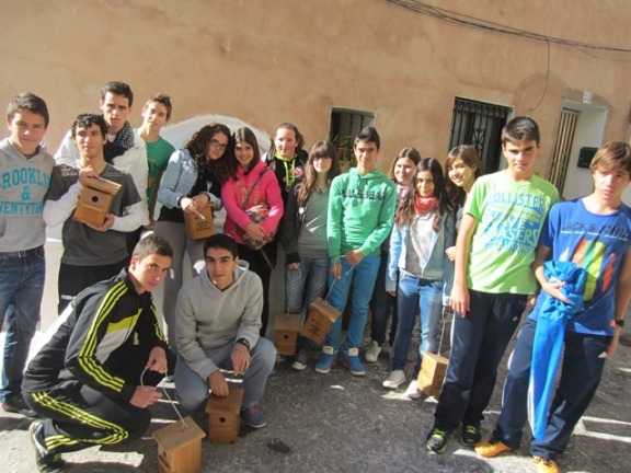 Alumnado participante en la actividad de Voluntariado ambiental con cajas-nido